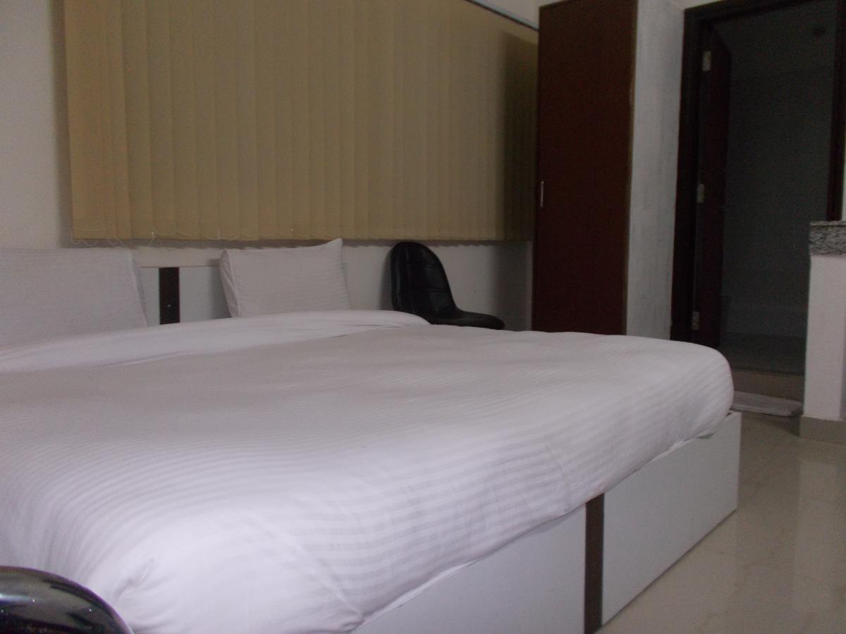 The Radiance Suites And Apartment Neu-Delhi Exterior foto
