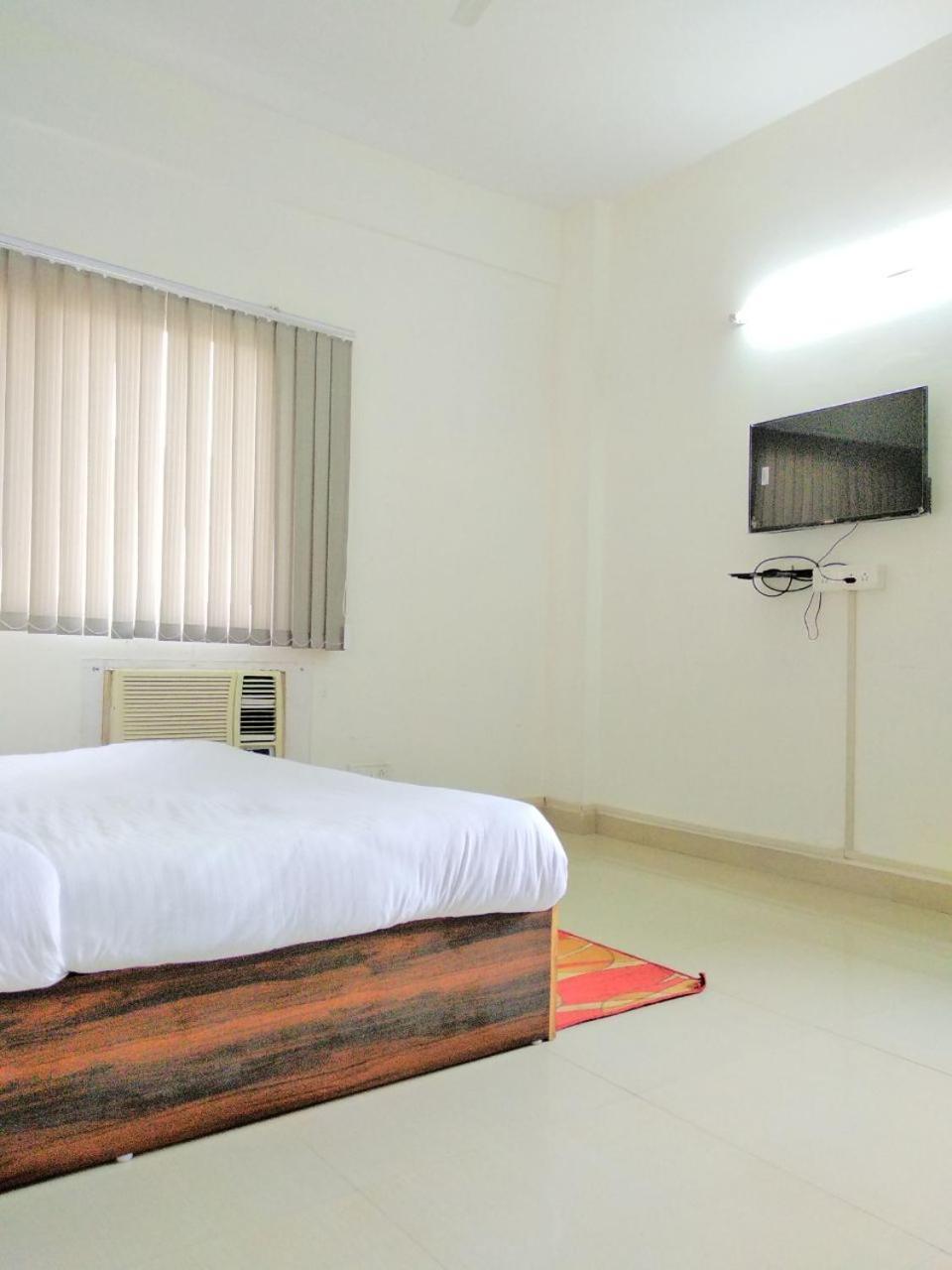 The Radiance Suites And Apartment Neu-Delhi Exterior foto