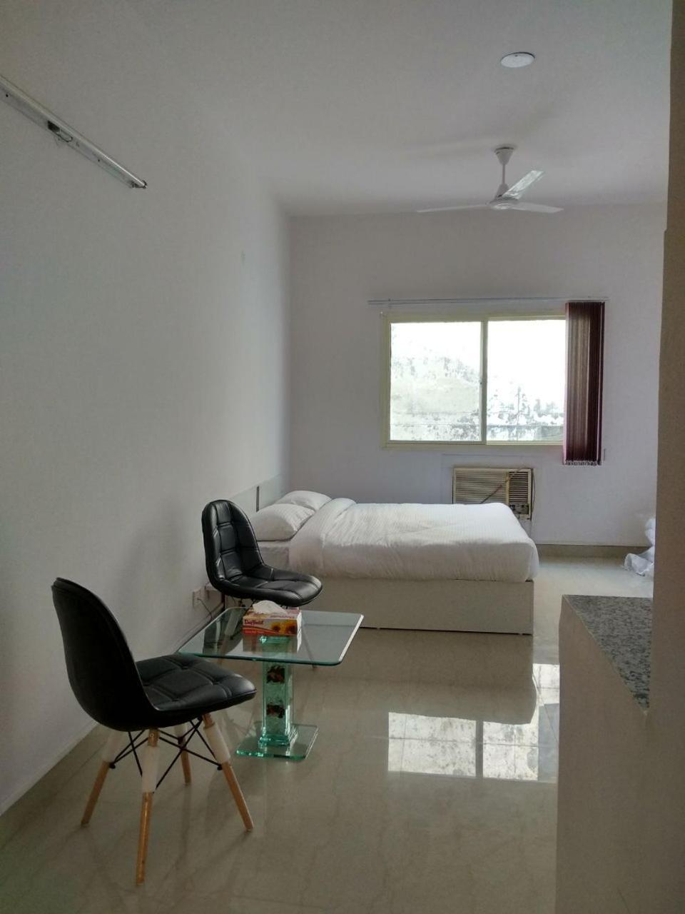 The Radiance Suites And Apartment Neu-Delhi Exterior foto
